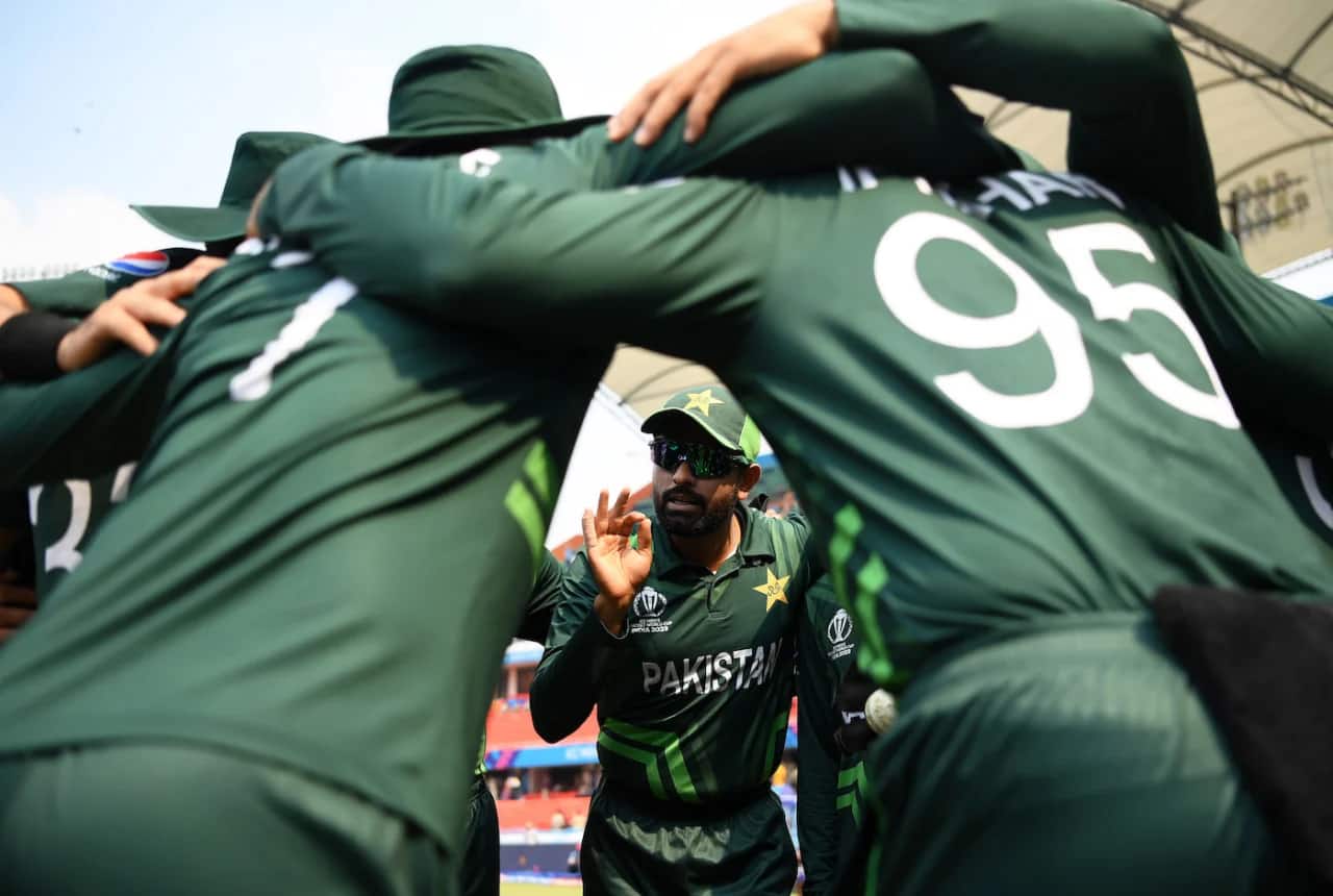 World Cup 2023 | PCB Chief Motivates Pakistan Team With Pep Talk Ahead Of India Clash